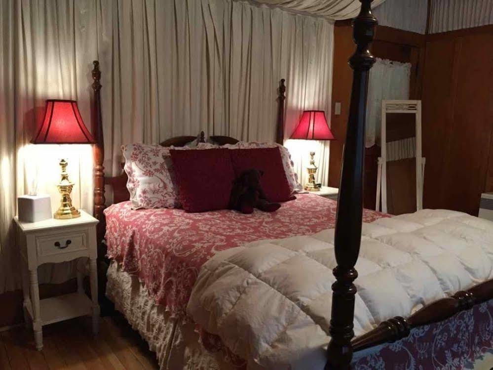 Mccloud River Bed And Breakfast Esterno foto